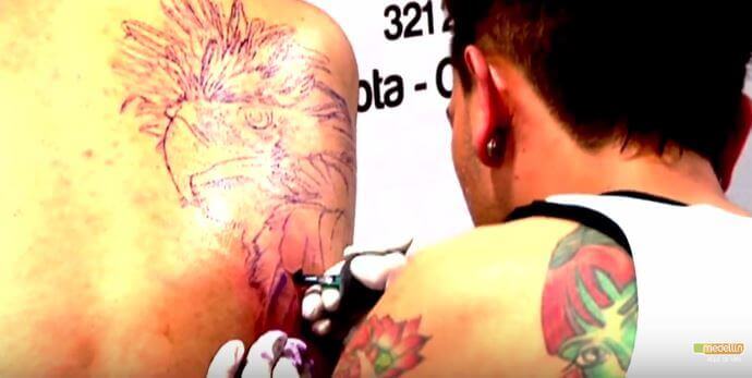El gremio de tatuadores propone protocolo de reapertura