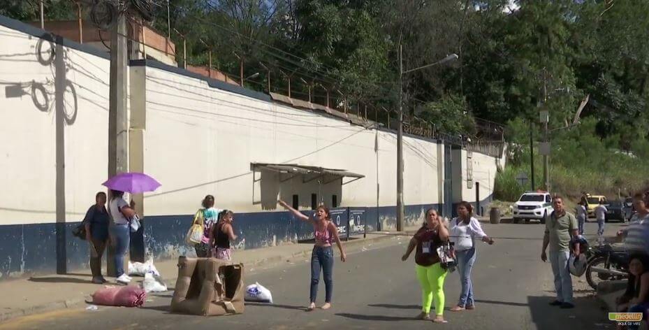 Protestaron por restricción 