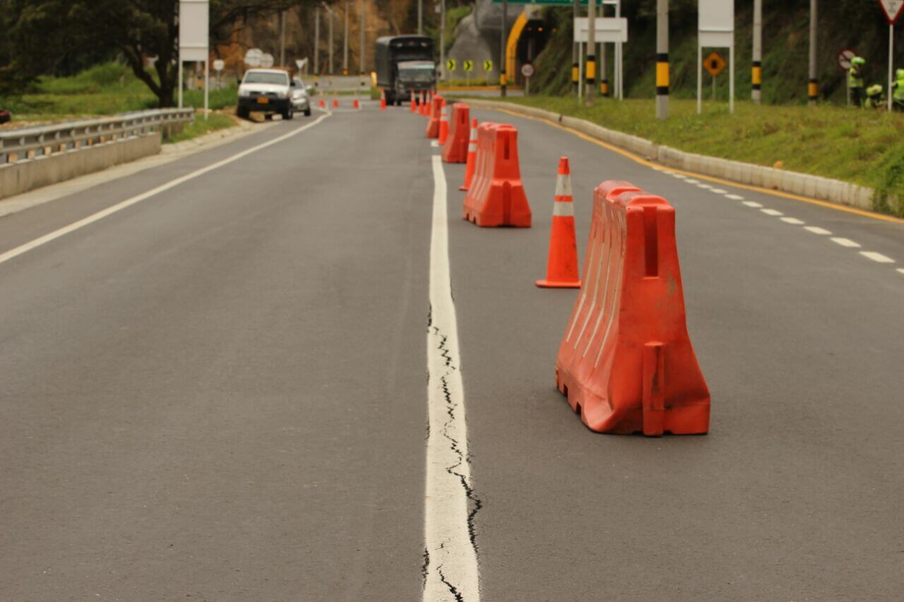 Tres vías de Rionegro fueron reabiertas para el paso de vehículos