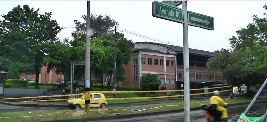 Puente peatonal fue trasladado