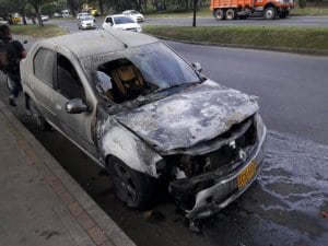 Vehiculo se incendió