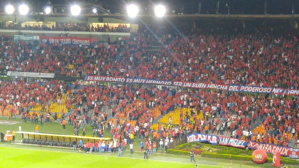 desmanes en el Estadio