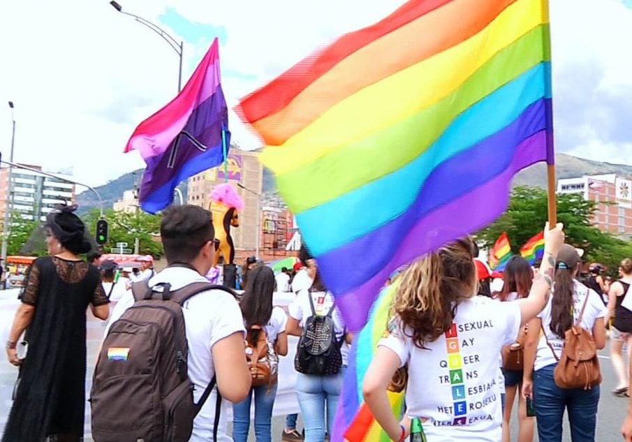 Transcurre la marcha LGTBI por el Centro de Medellín