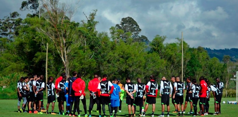 Independiente Medellín empató en la Noche Crema ante Universitario