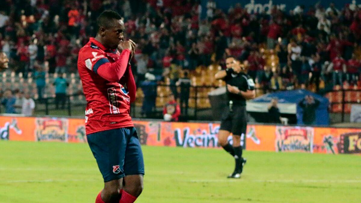 Independiente Medellín debutó con goleada 3-0 ante Huila