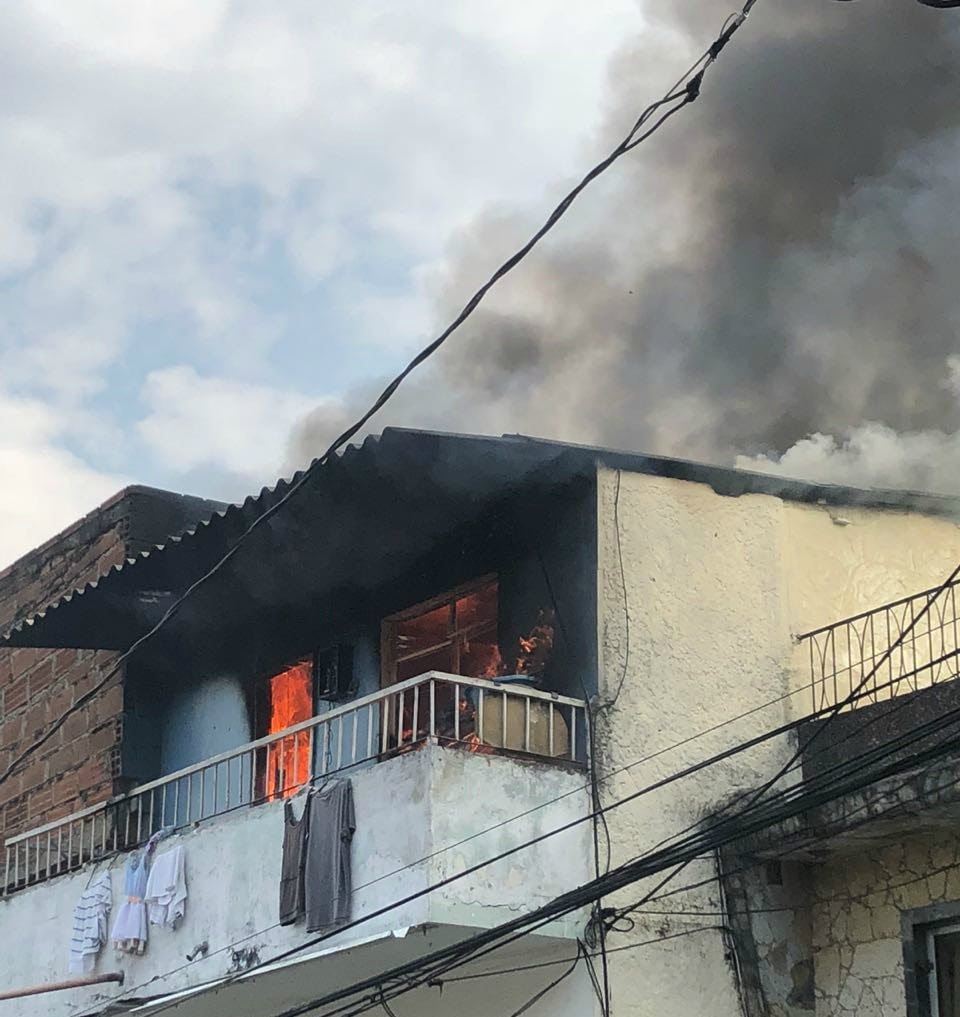 Una vivienda resultó afectada por incendio en el barrio La Floresta