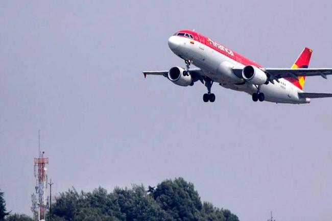 Avión de Avianca tuvo que aterrizar de emergencia en una isla de Portugal
