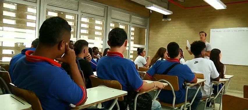 La Secretaría de Educación busca 5.000 estudiantes que no han regresado a clases