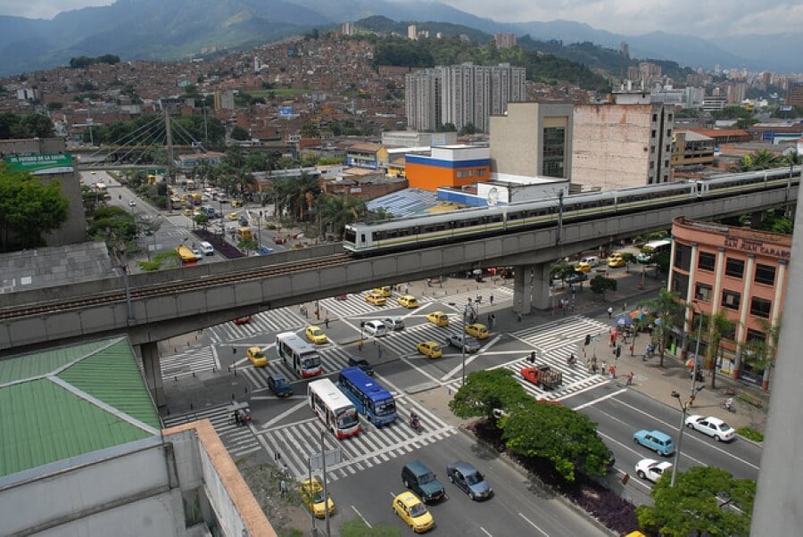 Pico y placa: miércoles, 29 de noviembre de 2023, en Medellín y el Valle de Aburrá