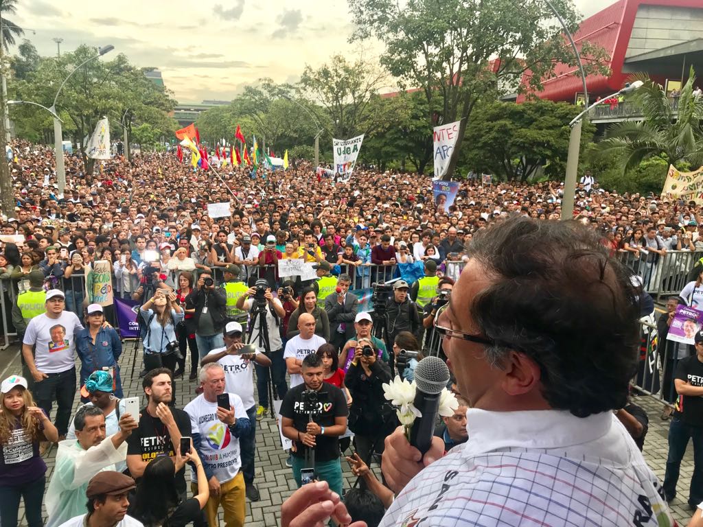 Gustavo Petro realizó su cierre de campaña por Medellín