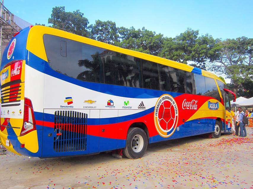 Hinchas pueden elegir el eslogan del bus de la Selección Colombia en Rusia