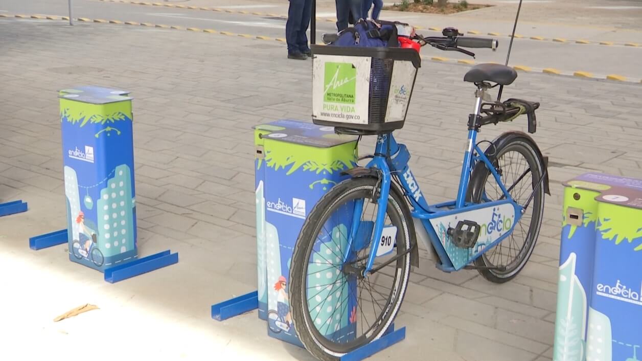 Ladrones se llevaron partes de 3 Estaciones de EnCicla
