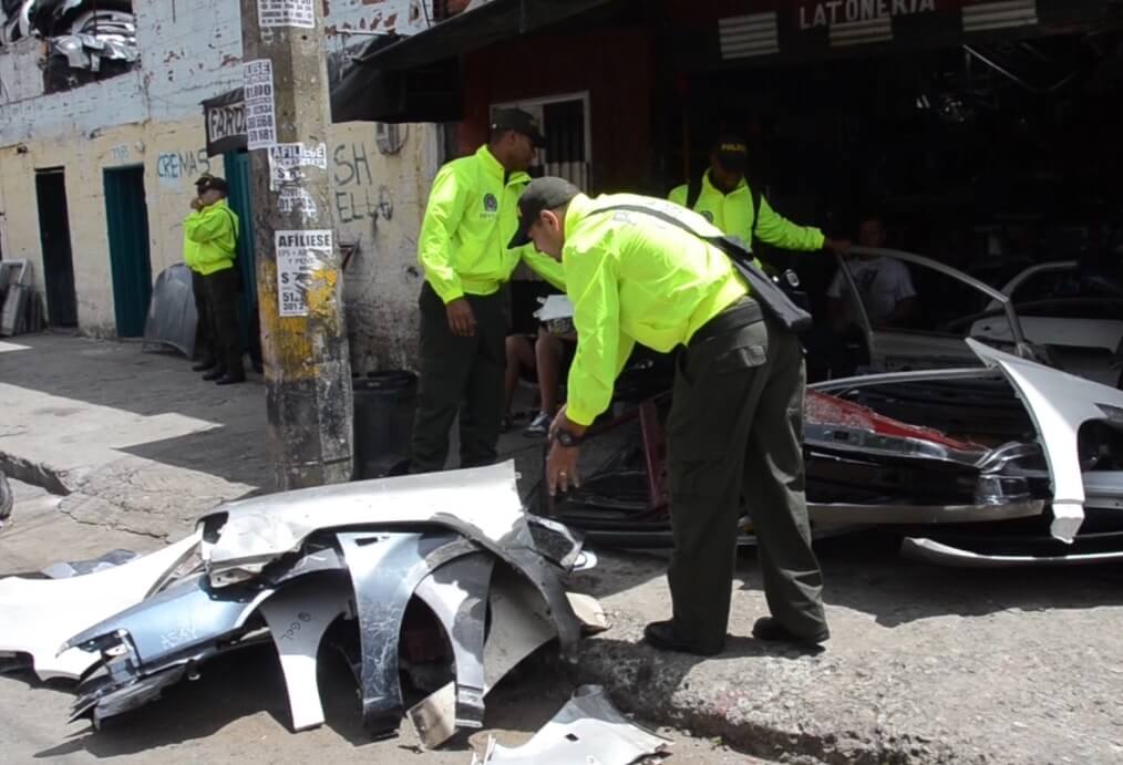 Autoridades adelantan controles a venta de autopartes robadas en La Bayadera