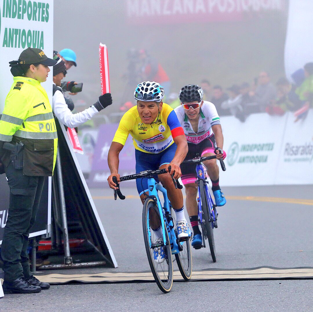 Jonathan Caicedo continúa el comando de la Vuelta a Colombia