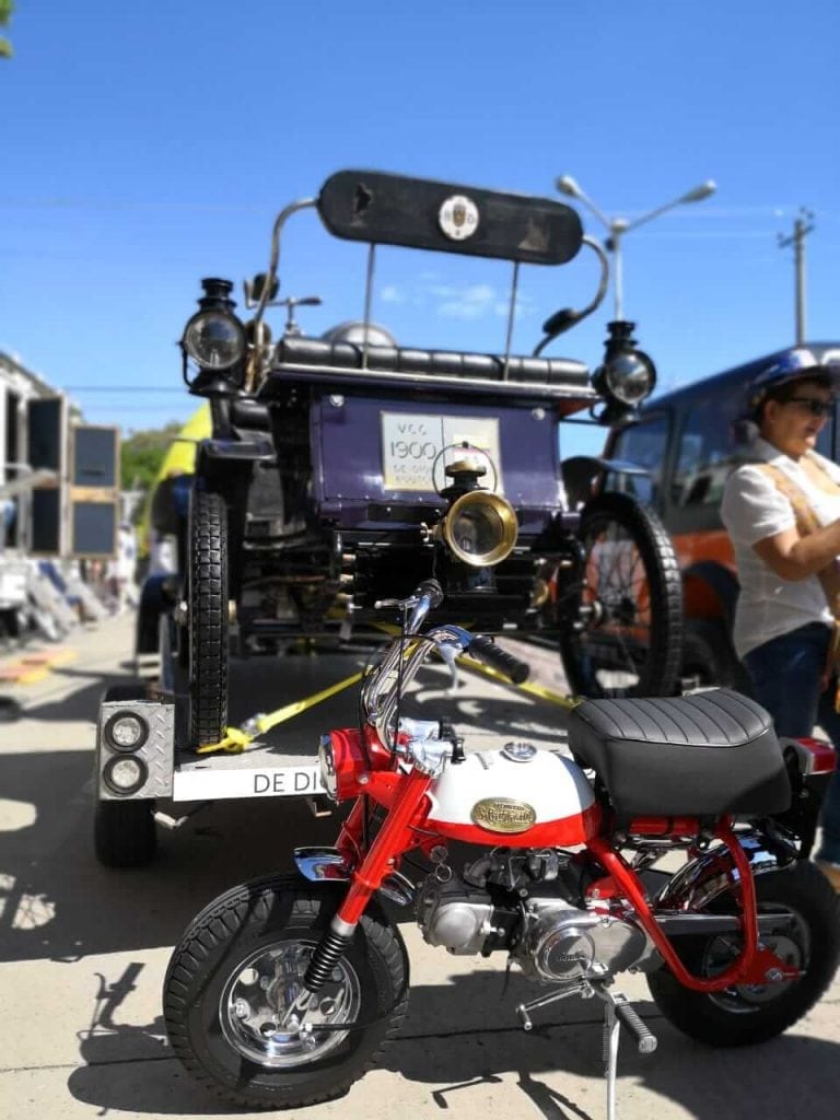 Desfile autos clásicos 2018