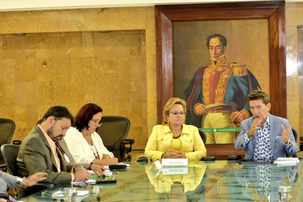 Gobernador de Antioquia y concejales analizan situación de Hidroituango