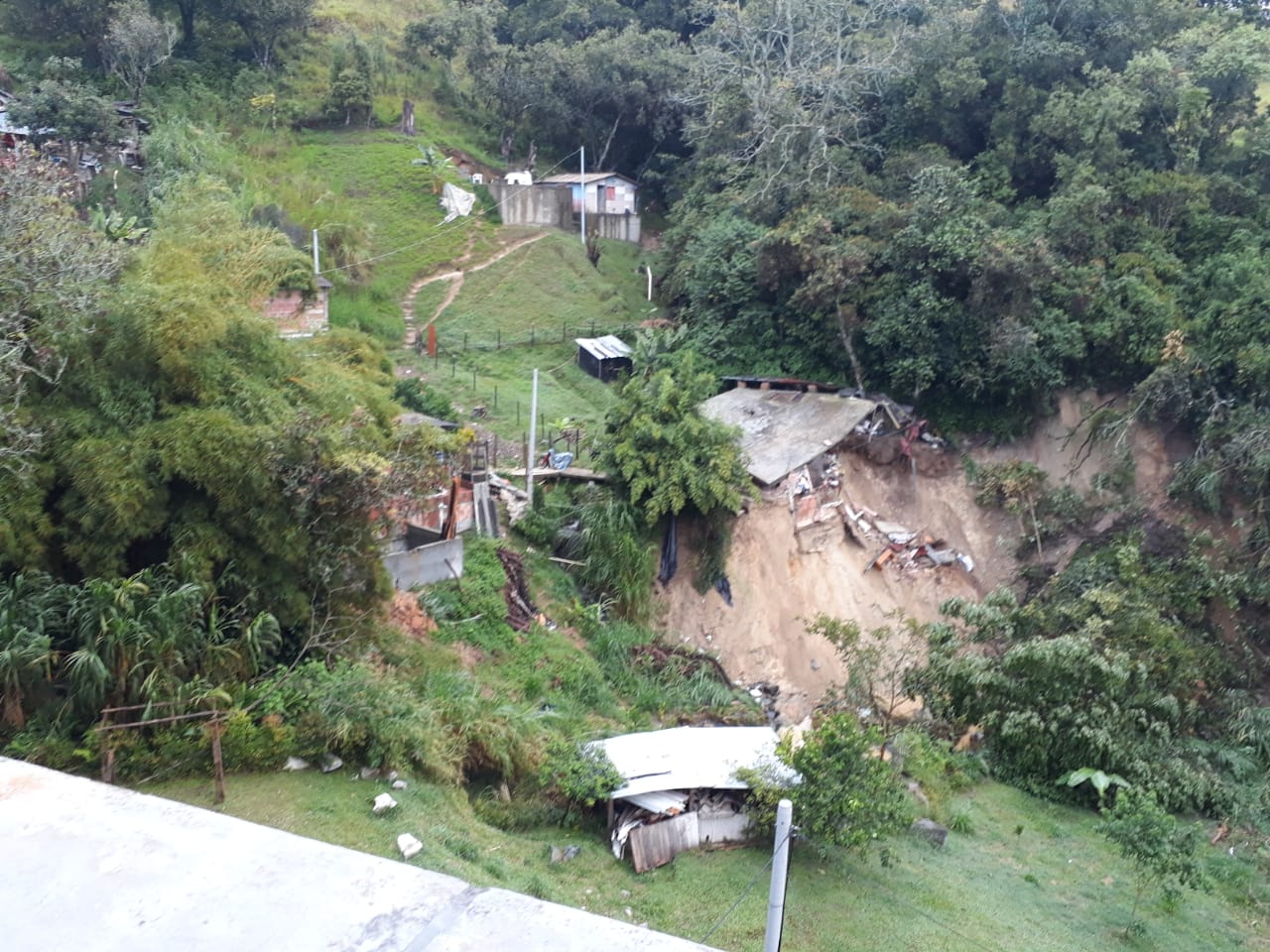 Varias afectaciones dejaron las lluvias en el corregimiento de San Cristóbal