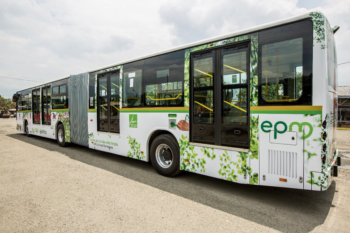 Con buses eléctricos buscan mejorar frecuencia del servicio de Metroplús