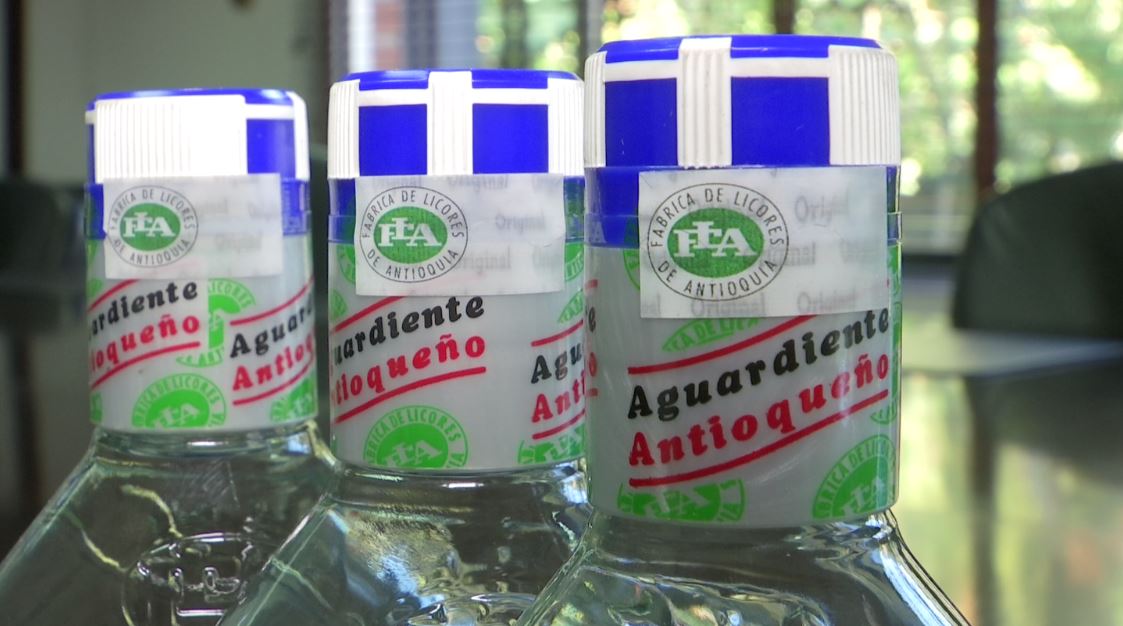 La Fábrica de Licores de Antioquia reforzó la seguridad de sus botellas