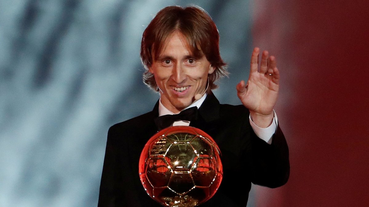 El futbolista Luka Modric se llevó el Balón de Oro 2018