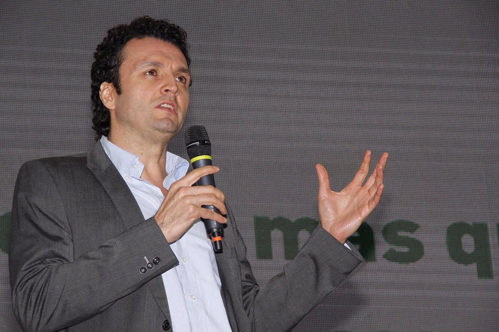 Mauricio Pérez define propuestas para la Gobernación de Antioquia