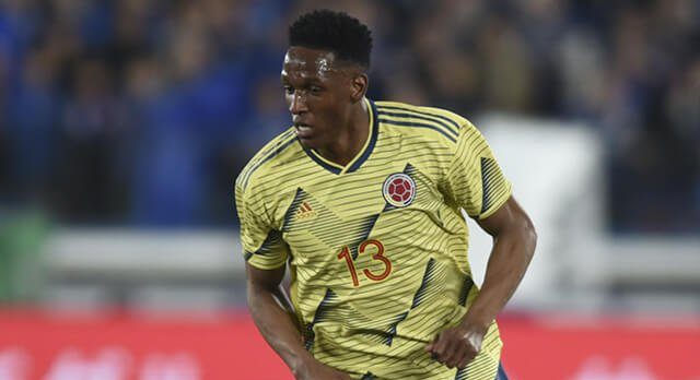 Yerry Mina se lesionó en el encuentro ante Corea del Sur