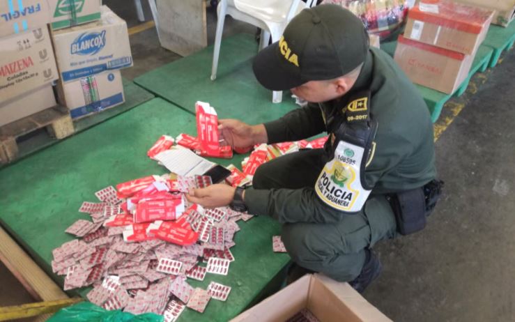 Decomisan medicamentos falsificados que iban a ser comercializados en Medellín