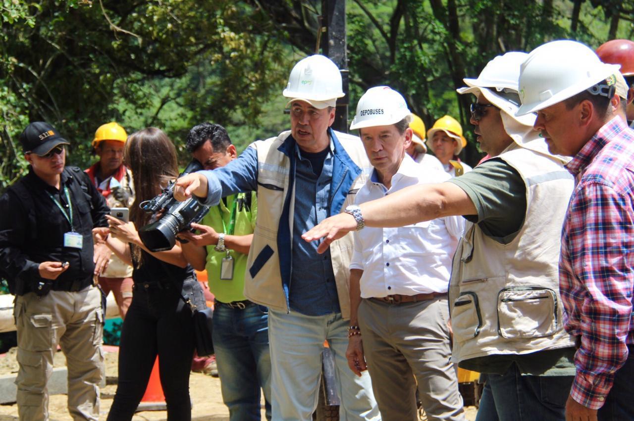 Gobernador de Antioquia visitó la vereda Ancón 2 tras emergencia