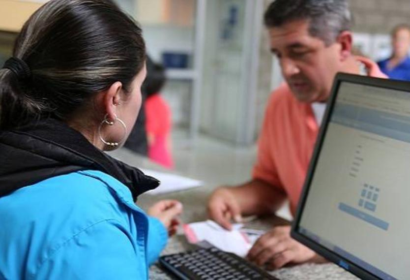 Empresas tendrían beneficios tributarios por contratar a mayores de 50 años