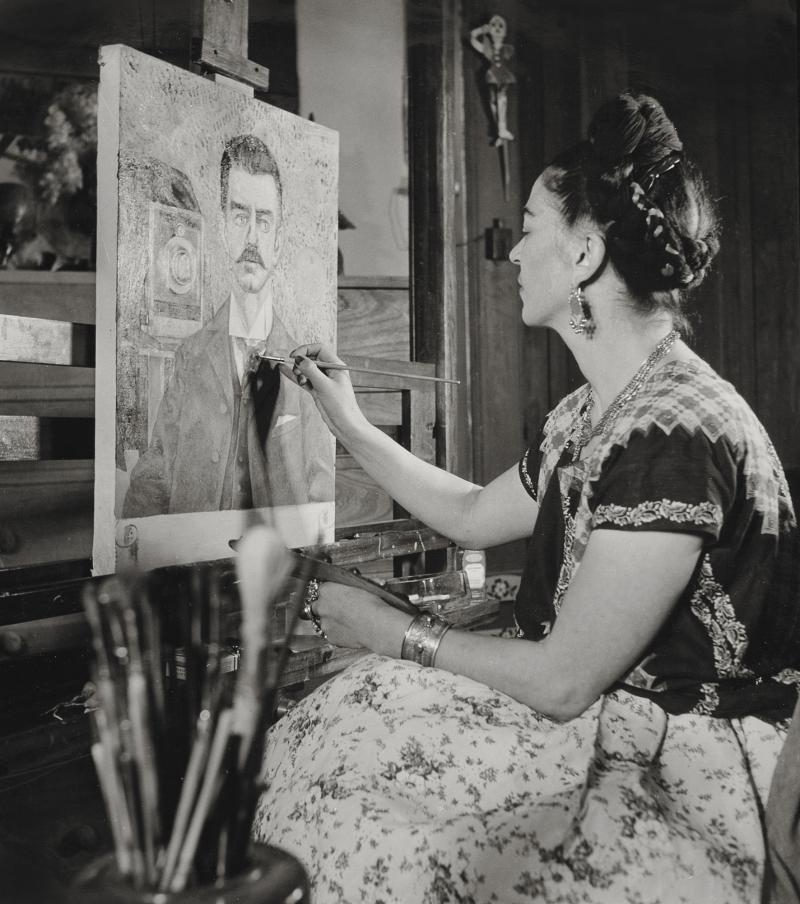241 fotografías originales de Frida Kahlo se presentan en Sabaneta