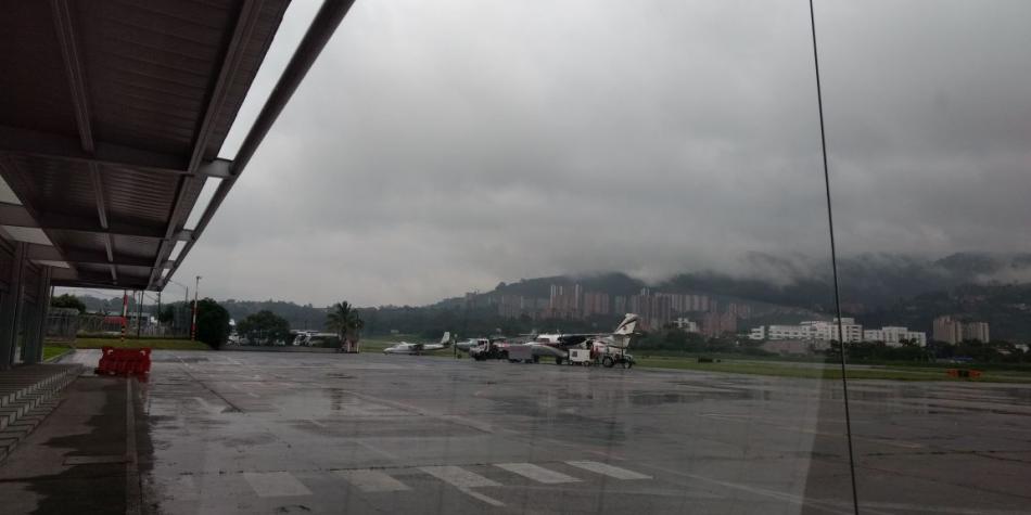 Aeropuerto Olaya Herrera restableció las operaciones aéreas
