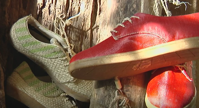 Bodega Adelita presenta zapatos biodegrables y prendas pigmentadas con café