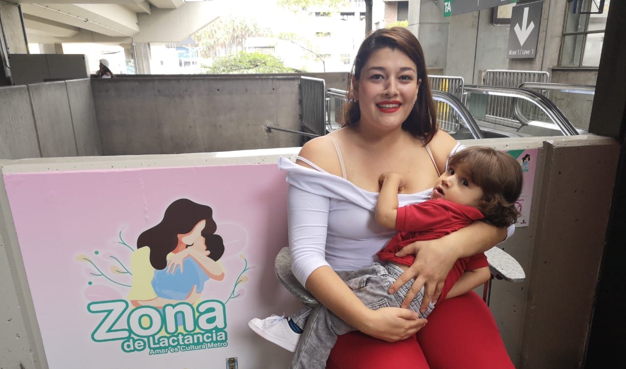 El Metro de Medellín inauguró tres zonas de lactancia materna