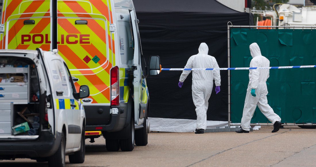 Encuentran 39 cuerpos en el contenedor de un camión en Essex, Inglaterra