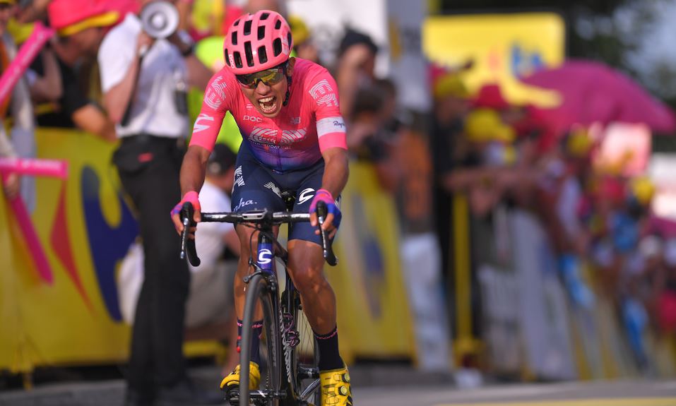El ciclista Sergio Higuita regresó al país tras culminar su calendario 2019