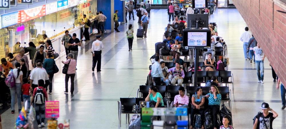 Más de 2 millones de viajeros saldrían de las terminales terrestres de Medellín