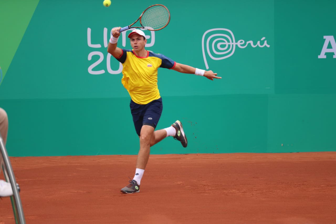 Alejandro González cierra su preparación de cara a la Copa Davis