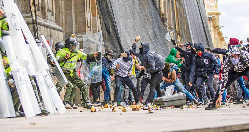 Policía explicó responsabilidad penal de quienes generen disturbios en el paro