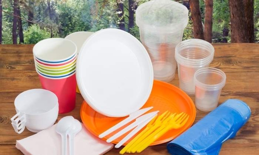 A partir del 2021 quedará prohibido el uso de plásticos de un solo uso