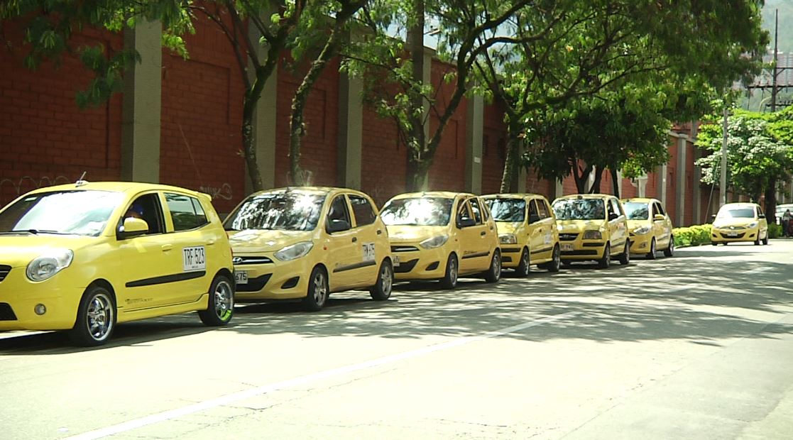 Llegada de 1.041 nuevos taxis a Bello motivaron el plantón de taxistas