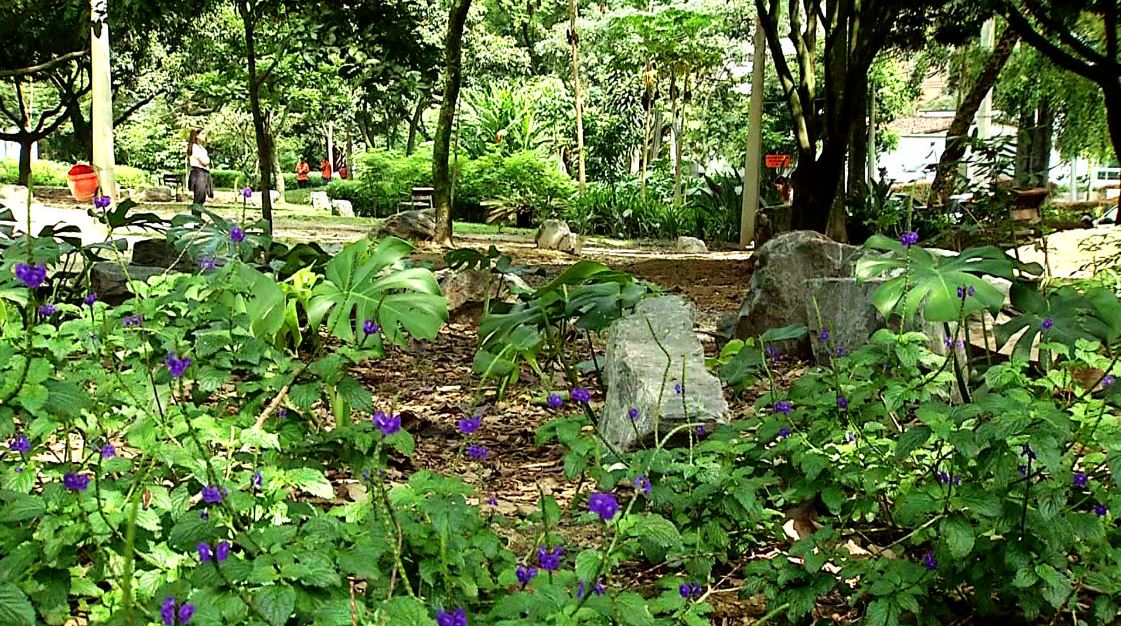 Alcaldía de Medellín renovó el Parque de Santa María de los Ángeles II