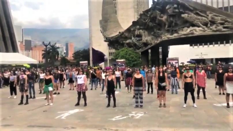 Medellín también se unió al performance feminista 