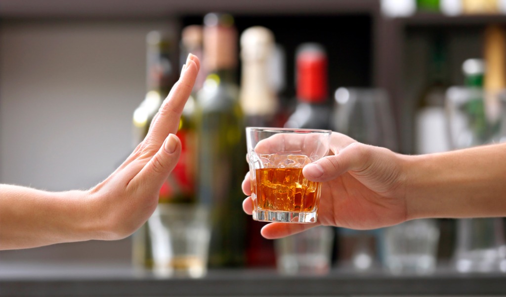 Gobierno restringe consumo de licor en bares y restaurantes después de las 10:00 p.m