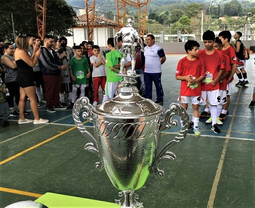 Pequeños se preparan para la primera edición del Microfútbol Cup