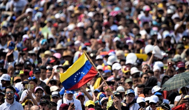 Venezolanos se quieren ir de Medellín por el Darién