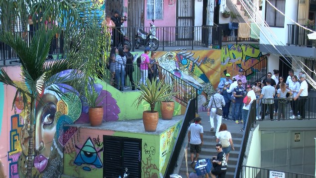 Comuna 13 renueva espacios turísticos