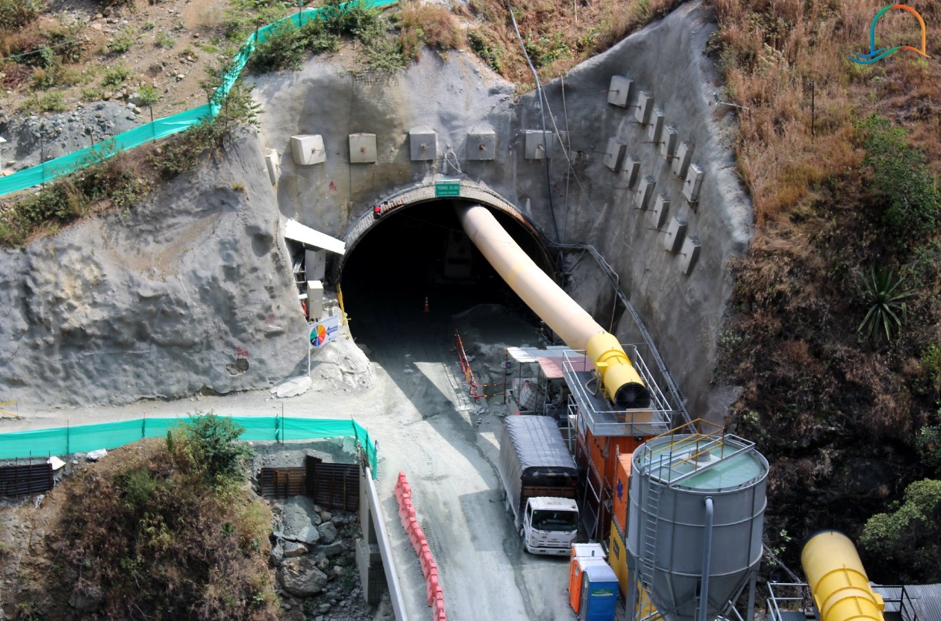 En Antioquia se reactivó la construcción de obras públicas