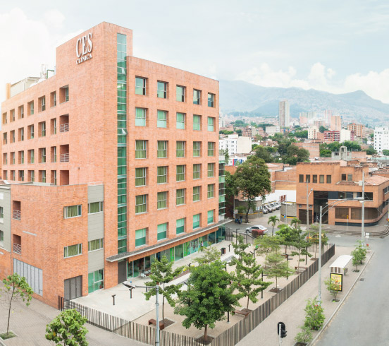Paciente se recuperó del coronavirus en la Clínica CES de Medellín