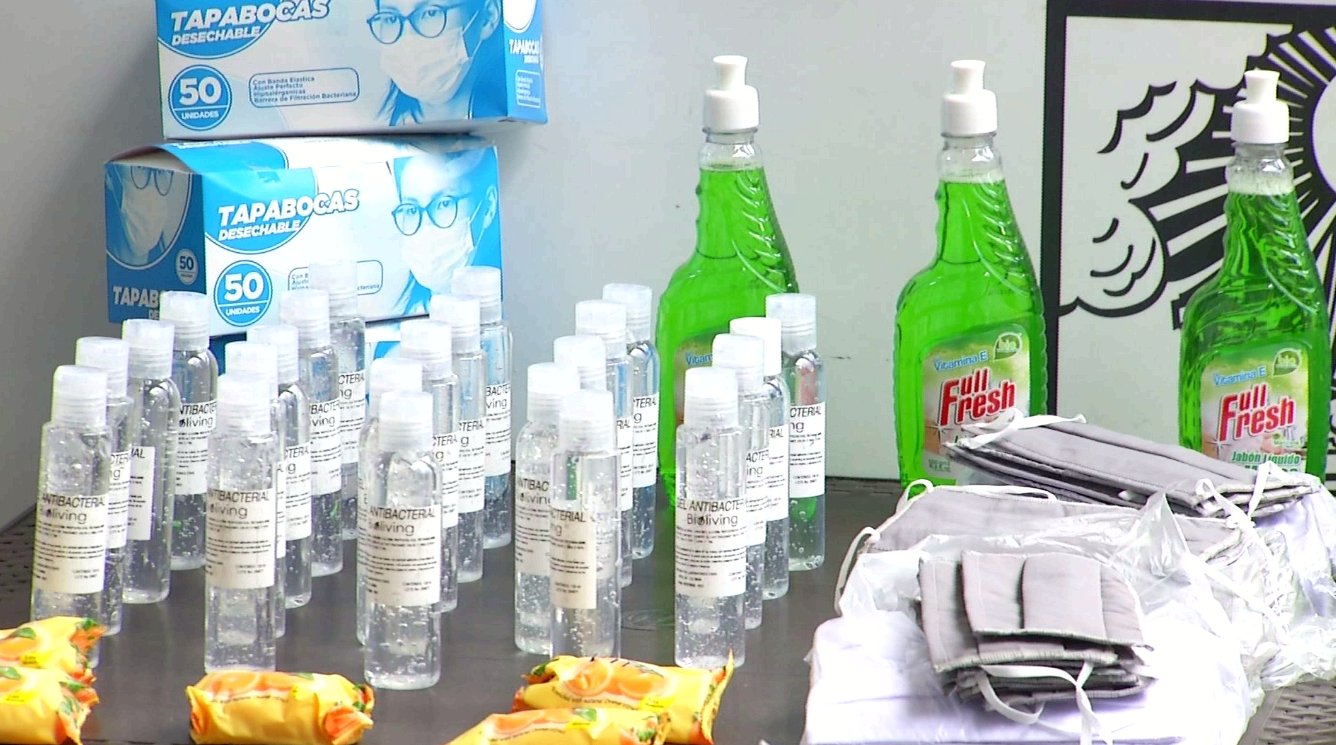 Alcaldía de Medellín entrega kits individuales de alcohol y tapabocas