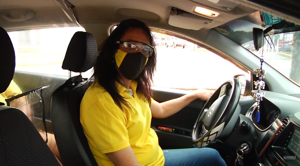 Mujeres taxistas de Medellín piden ayuda al Gobierno Nacional